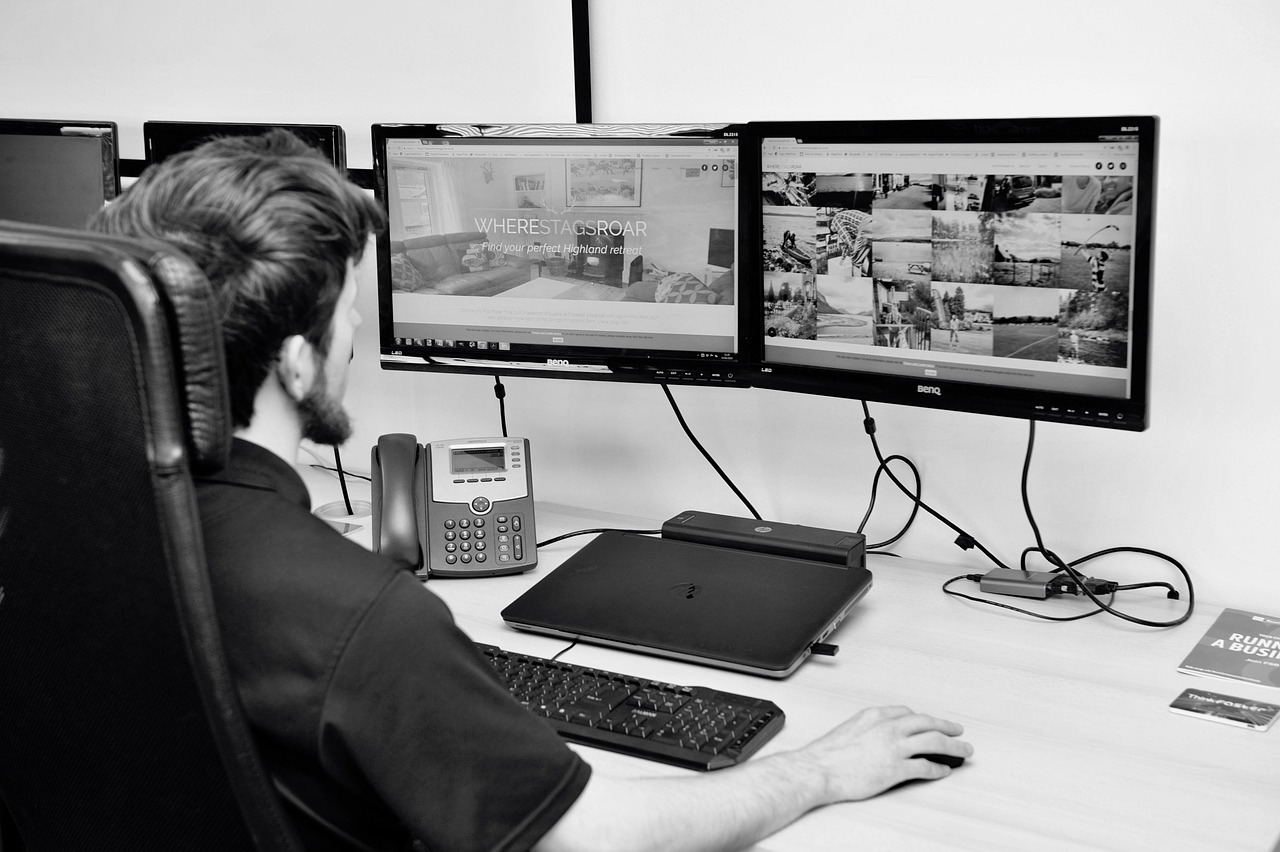how to set up dual monitors for gaming